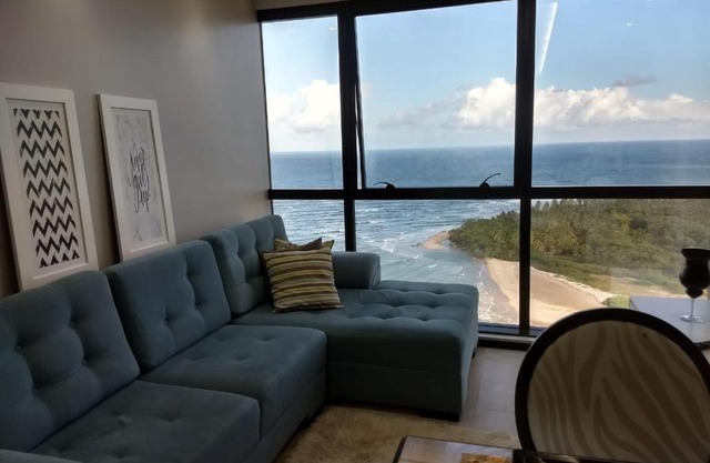 Apartamento 2 Suítes em Barra Home Stays vista mar