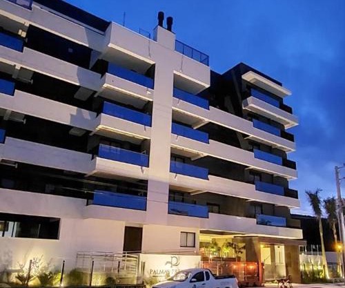 Apartamento 2 quartos home club na praia de palmas