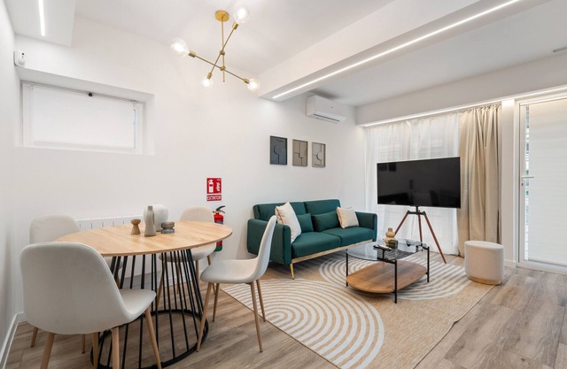 apartamento business reformado 4 de alquiler temporal