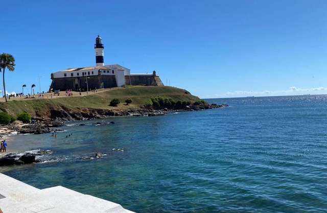Apartamento Carnaval Salvador na Saída dos Trios no Farol da Barra!