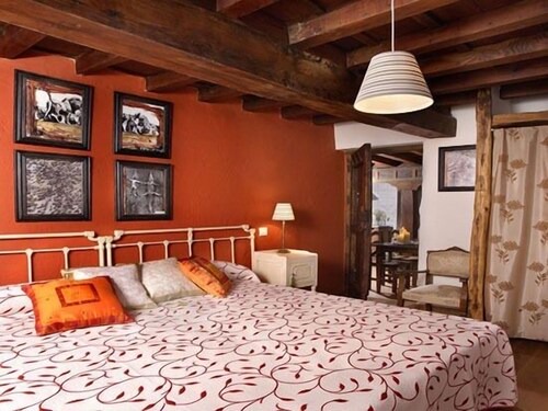 Apartamentos Rurales Los Vergeles for 2 people