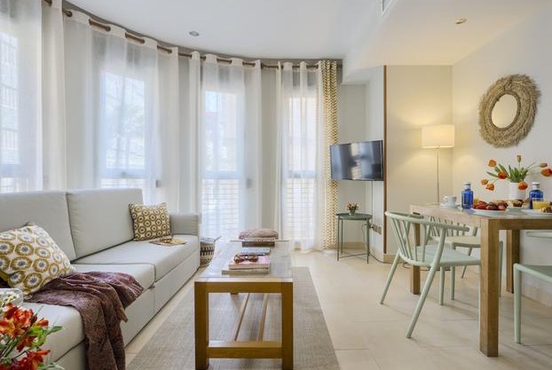 Apartamentos Suites Oficentro