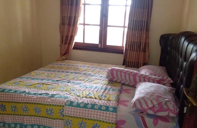 APARTEMEN PANTAI CARITA BEACH