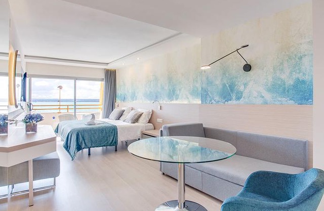 Aparthotel Fontanellas Playa
