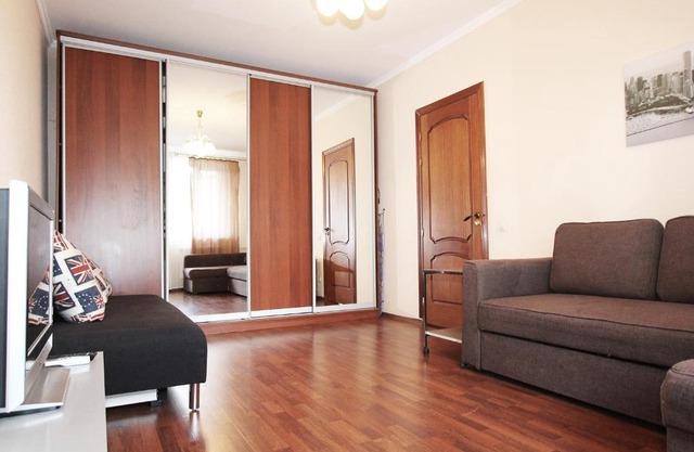 ApartLux Yaroslavskaya