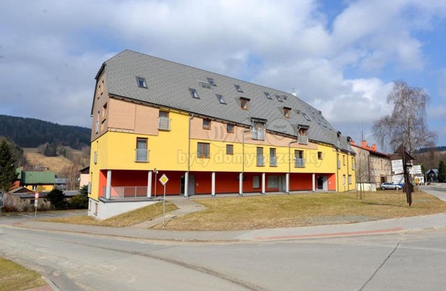Apartmán - mezonet , Deštné