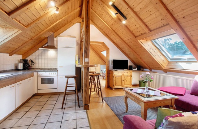 Apartment 'Schlafen Unterm Sternenzelt' with Shared Terrace and Wi-Fi