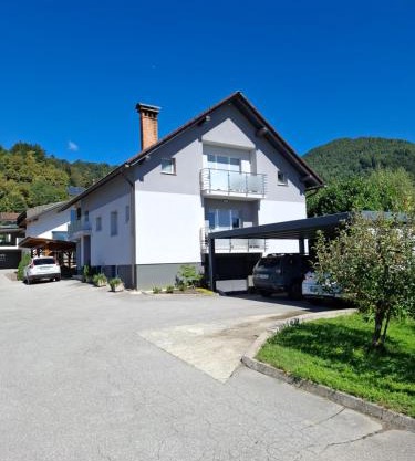Apartma LONČAR