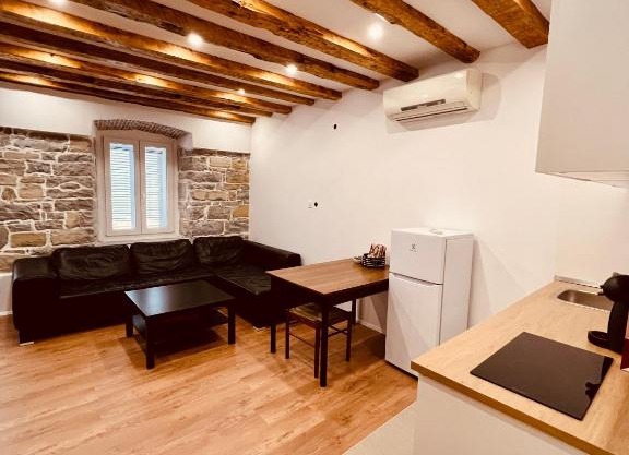Apartma Nicole