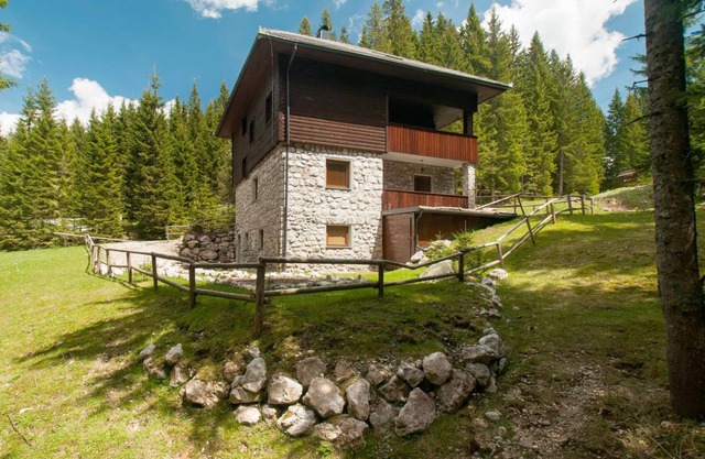 Apartma Zajec with 1 bedrooms and 1.5 bathrooms