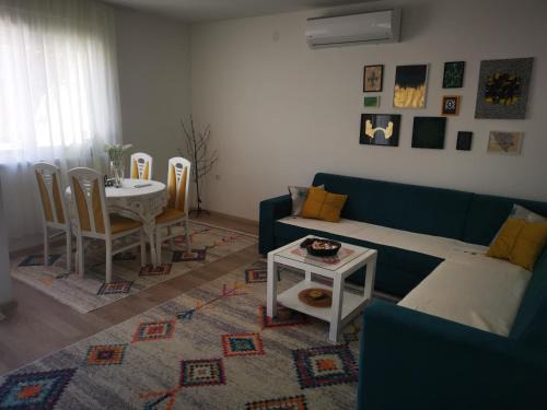 Apartman and rooms Dream House