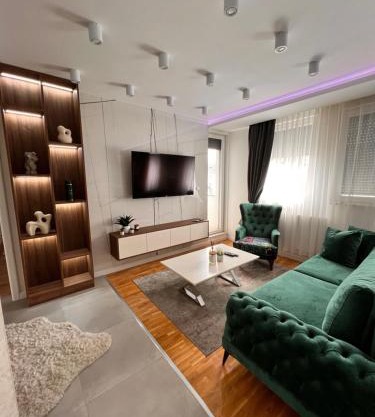 Apartman Exit
