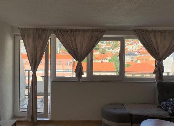 Apartman Lara
