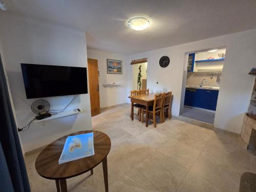 Apartman u centru Komiže