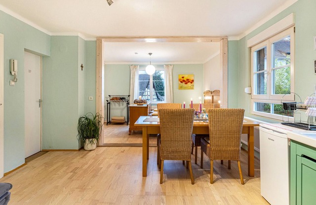 Apartment 'Künstler-Ferienwohnung Karker' with Mountain View Wi-Fi