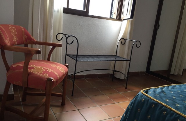 Apartment 11 (WIFI + Patio + Parking)