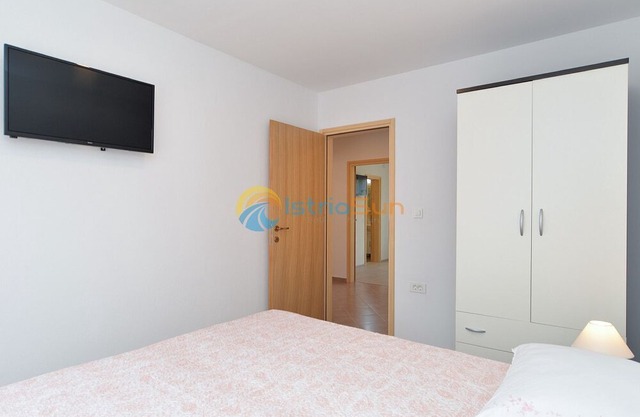 Apartment 1659/17209 (Istria - Muntic), 15000m from the beach