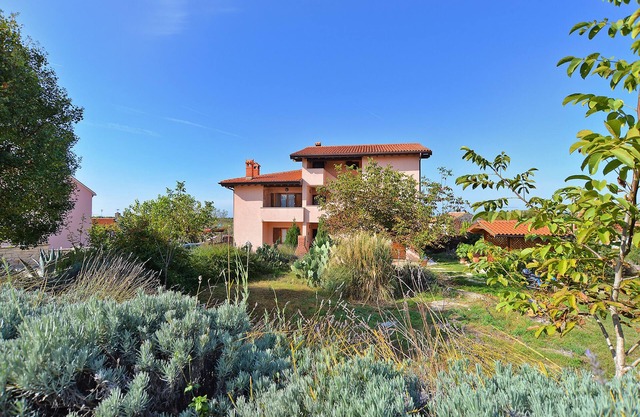 Apartment 1945/24416 (Istria - Bale), 5000m from the beach
