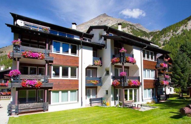 Apartment ∙ 2 bedrooms ∙ 4 guests