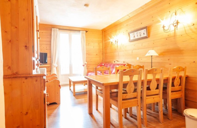 Apartment ∙ 2 bedrooms ∙ 6 guests