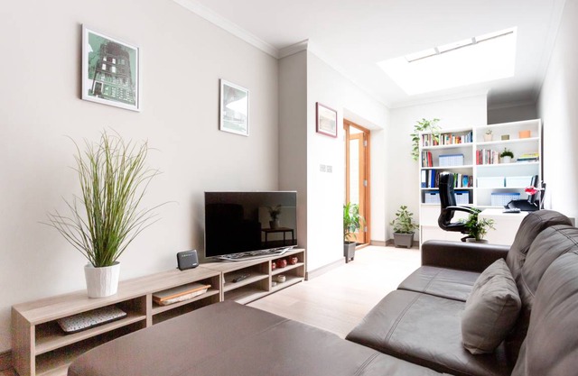 Apartment ∙ 2 bedrooms ∙ 4 guests