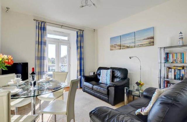 Apartment ∙ 2 bedrooms ∙ 4 guests