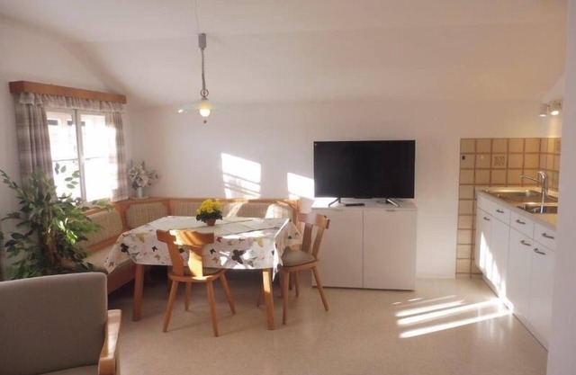 Apartment 2 with 2 bedrooms and south-facing balcony