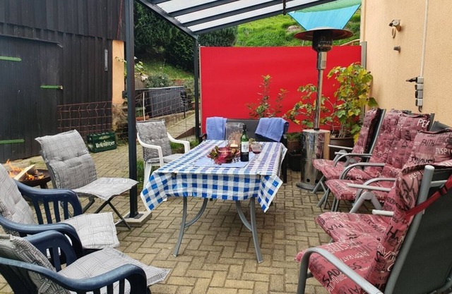 Apartment 2 with 55 sqm /FeWo-hier-und-jetzt