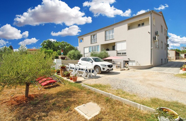 Apartment 2185/56340 (Istria - Pula), 5000m from the beach