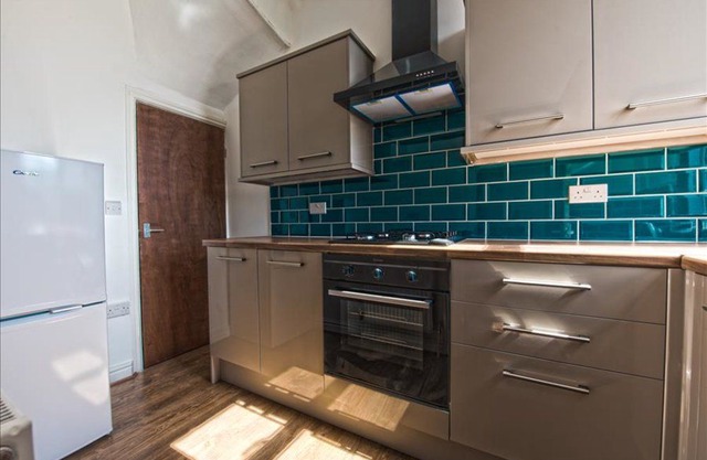 Apartment 3, St. James House