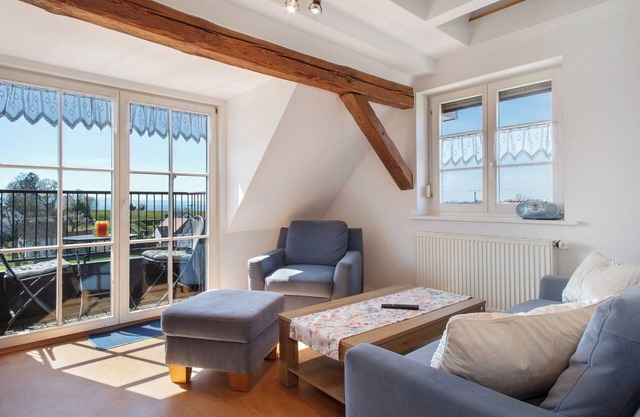 Apartment '4, 75 Qm' with Shared Garden, Balcony and Wi-Fi