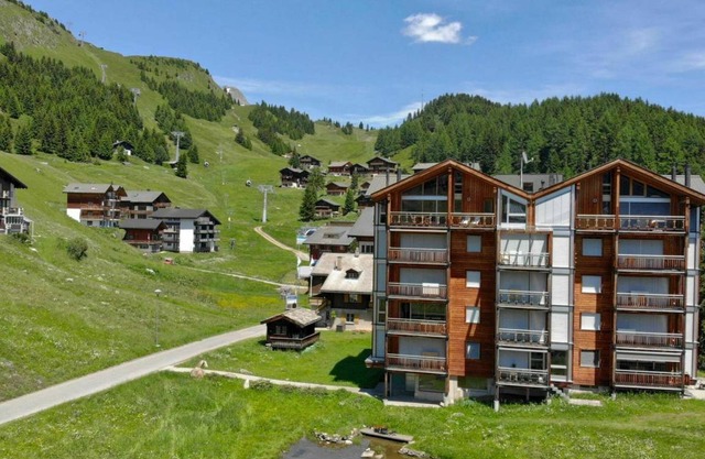 Apartment ∙ 4 bedrooms ∙ 10 guests
