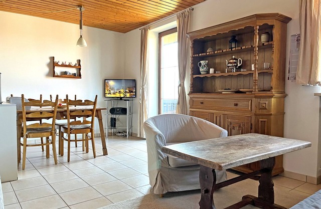 Apartment 40 sqm living/bedroom and balcony