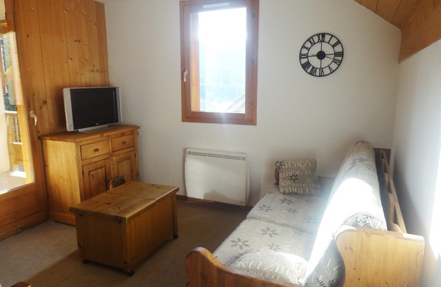 Apartment 50 M2 Saint Jean d'Arves at the foot of the slopes (310 kms) + Pool