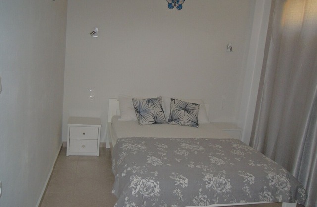 Apartment 70 m2 to 5 persons, with washing machine, swimming pool, private parking