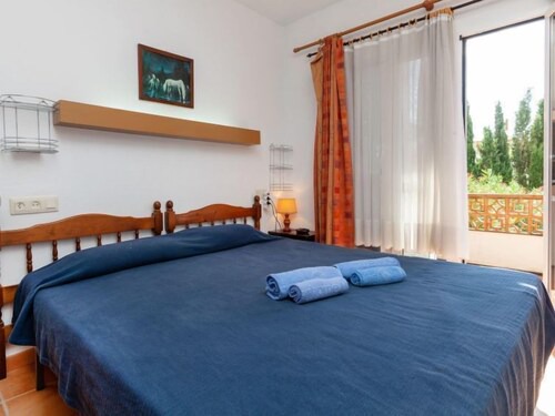 Apartment Adelfa apt 6 in L'Escala - 5 persons, 2 bedrooms