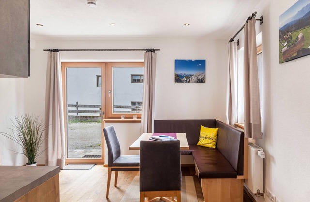 Apartment 'Ahrnspitz' with Mountain View, Shared Garden and Wi-Fi