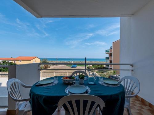 Apartment Amphitrite-1 by Interhome