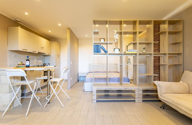 Apartment 'Appartamento Etna' with Mountain View, Wi-Fi and Air Conditioning