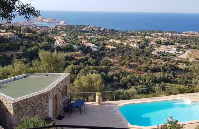 Apartment attached to Villa
