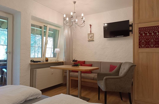 Apartment Bachkristall - Ferienwohnung Bachkristall & Inseltraum im Jagdhof