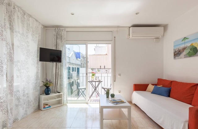 Apartment 'Bonaire' near the beach with balcony, air conditioning & Wi-Fi