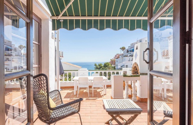 Apartment "Capistrano Playa" - Wi-fi, air-conditioning, pool, sea view.