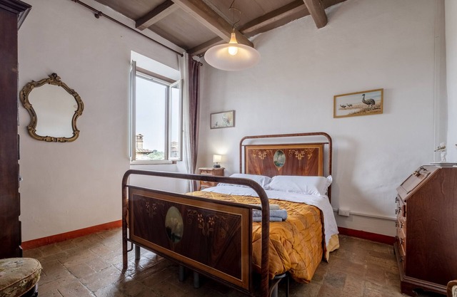 Apartment "Casetta dei Nonni" with Balcony & Wi-Fi