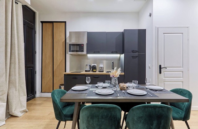 Apartment Center of Paris Sacre Coeur