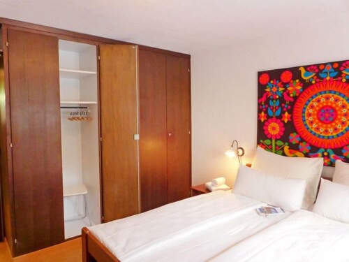 Apartment Chesa Arlas Surlej in Silvaplana-Surlej - 4 persons, 2 bedrooms