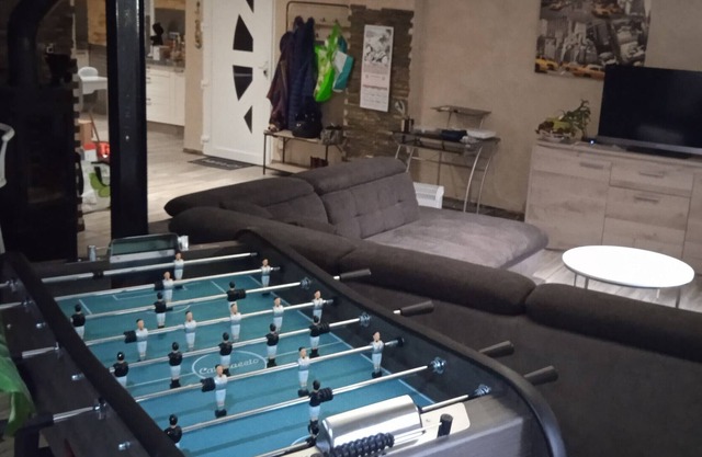 Apartment 'Cocon Spacieux' with Balcony, Wi-Fi and Air Conditioning