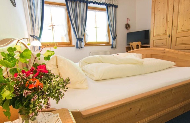 Apartment "Dolomiten-Blick" Summer - Aparthotel Ederhof