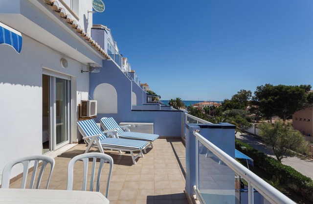 Apartment 'Edu' with Sea View, Wi-Fi and Air Conditioning