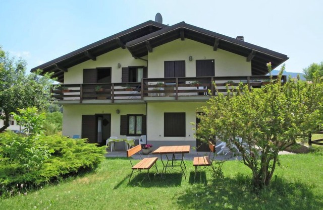 Apartment Emilio-Bertolotti in Lago di Ledro - 5 persons, 1 bedrooms
